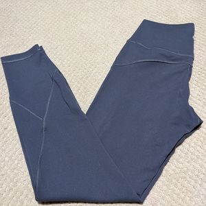 Lululemon In Movement 25'' Size 4